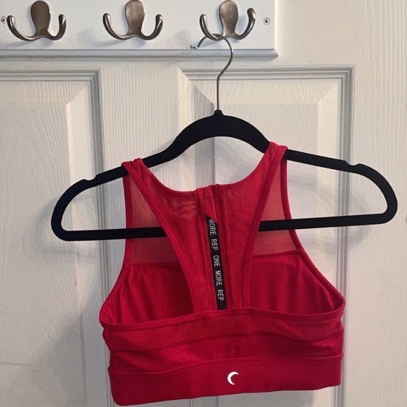 Red allstar bra - Picture 3 of 3